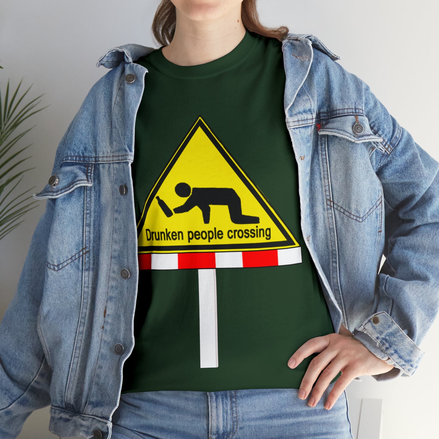 DRU**** PEOPLE CROSSING FUNNY SIGN T-SHIRT - Unisex Heavy Cotton Tee - AUS