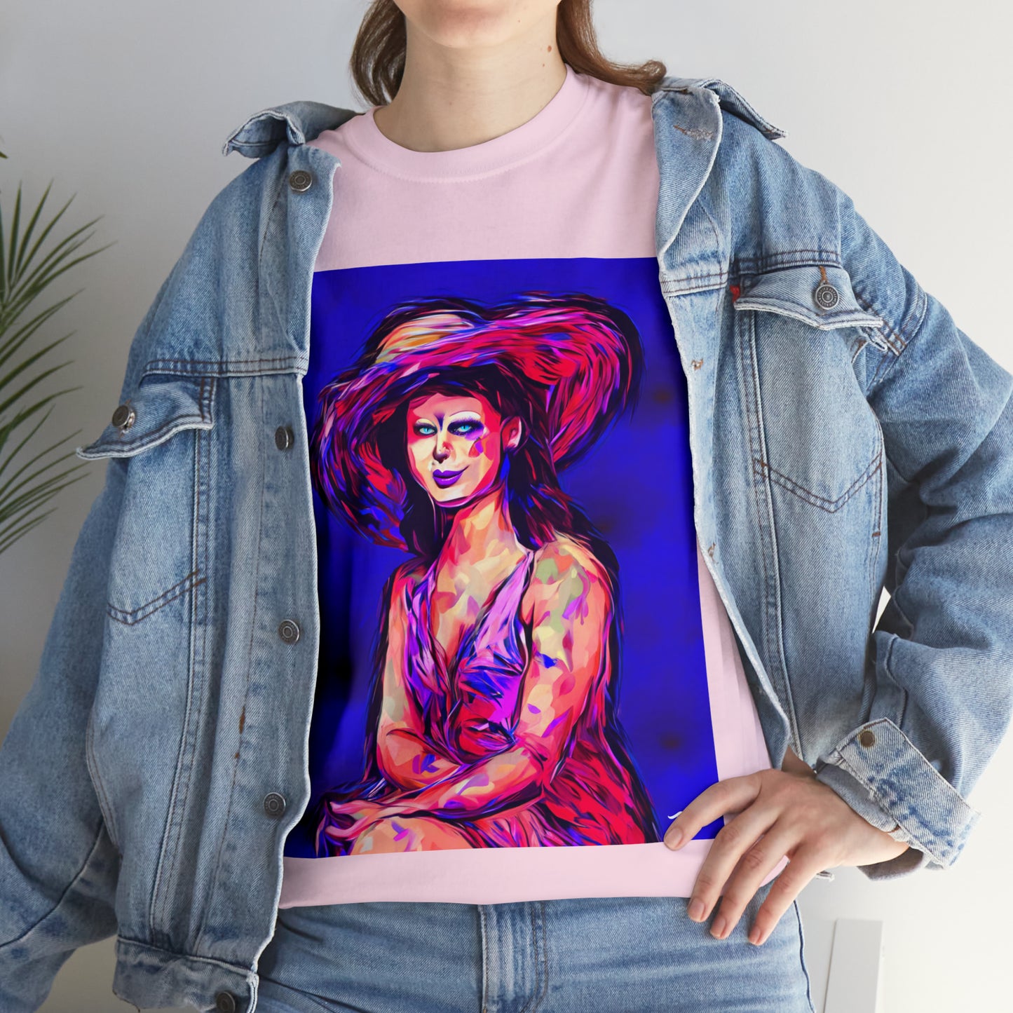 LADY IN SUN HAT - Airt on a Shirt  - Unisex Heavy Cotton Tee - AUS