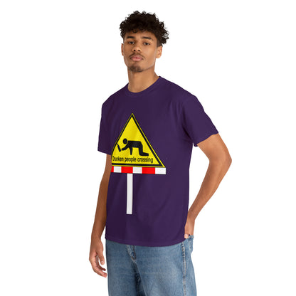DRU**** PEOPLE CROSSING FUNNY SIGN T-SHIRT - Unisex Heavy Cotton Tee - AUS
