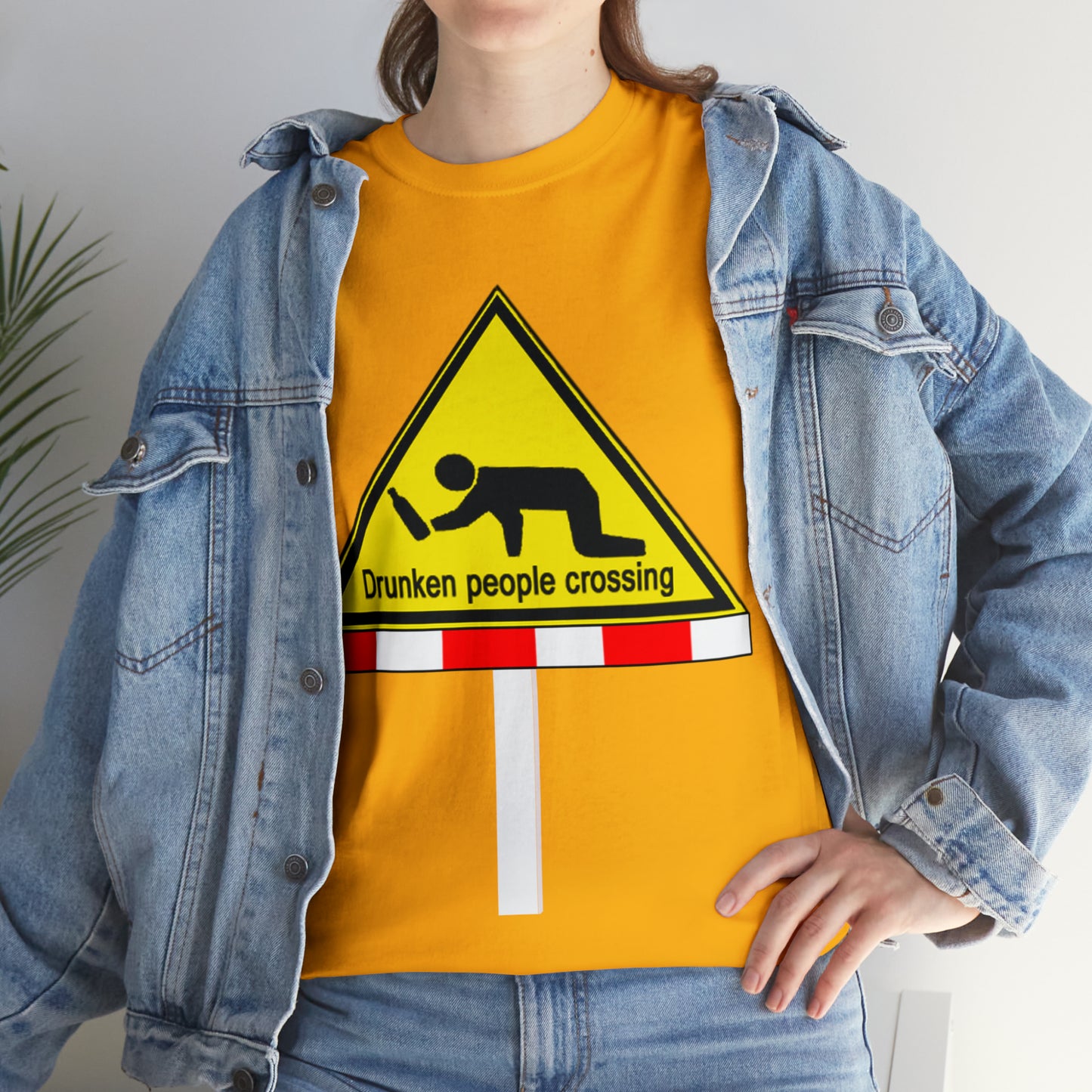 DRU**** PEOPLE CROSSING FUNNY SIGN T-SHIRT - Unisex Heavy Cotton Tee - AUS
