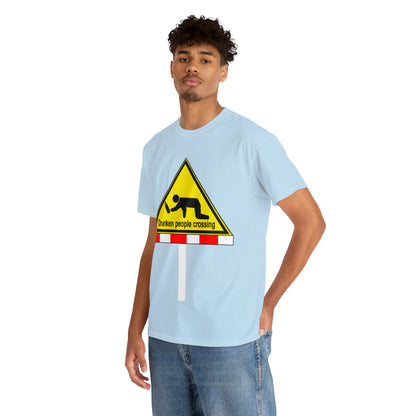 DRU**** PEOPLE CROSSING FUNNY SIGN T-SHIRT - Unisex Heavy Cotton Tee - AUS