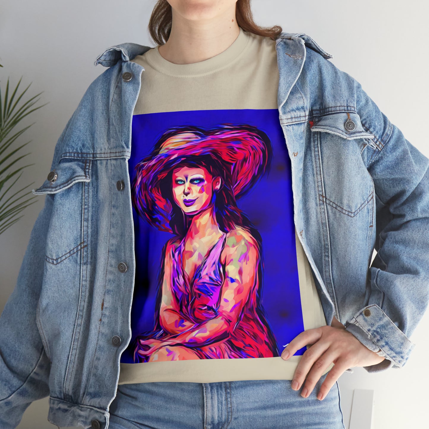 LADY IN SUN HAT - Airt on a Shirt  - Unisex Heavy Cotton Tee - AUS